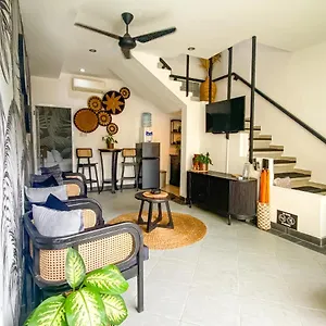 villa-coco-legian.hotelsseminyak.net/